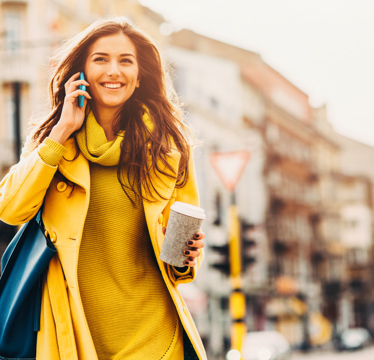 Informaatiopalveluidemme avulla luottoa myöntävä yritys pystyy tekemään ajantasaiseen tietoon perustuvia luottopäätöksiä.