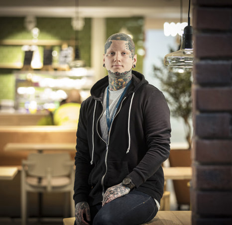Kun on ajoissa liikkeellä, niin asiat on usein paljon helpompi järjestää, kouluttaja Tommi Hämäläinen sanoo.